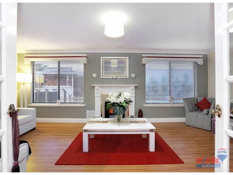 89 Seagrove Blvd, Merriwa WA 6030