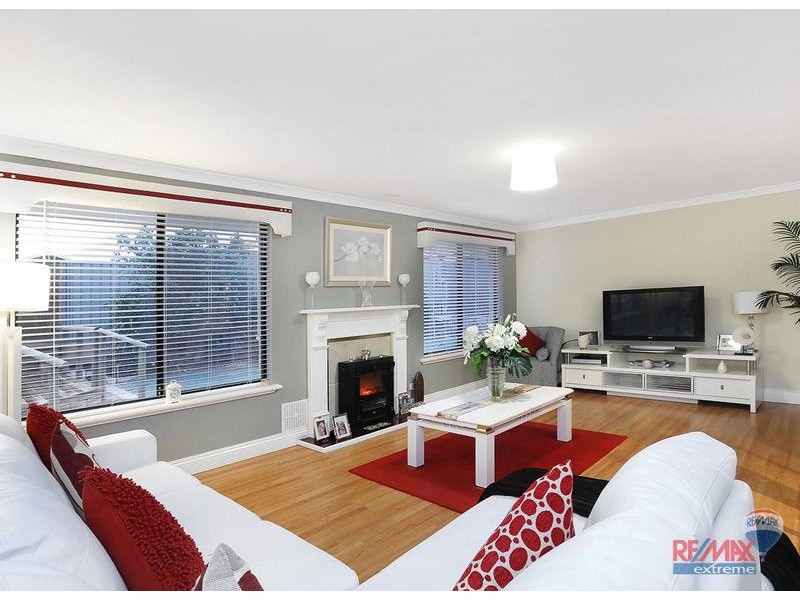 89 Seagrove Blvd, Merriwa WA 6030