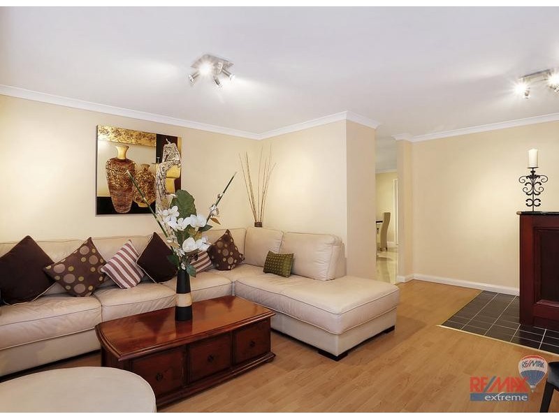 89 Seagrove Blvd, Merriwa WA 6030