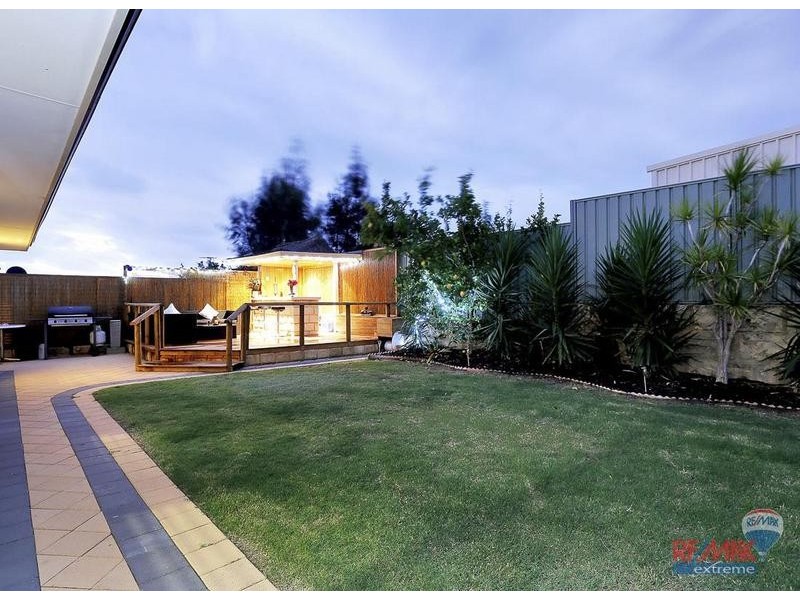 89 Seagrove Blvd, Merriwa WA 6030