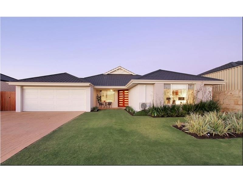 34 Barmouth Loop, Butler WA 6036
