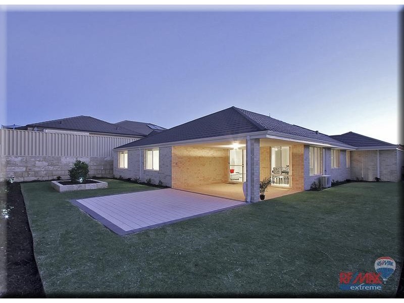34 Barmouth Loop, Butler WA 6036