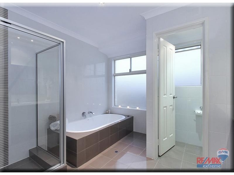 34 Barmouth Loop, Butler WA 6036