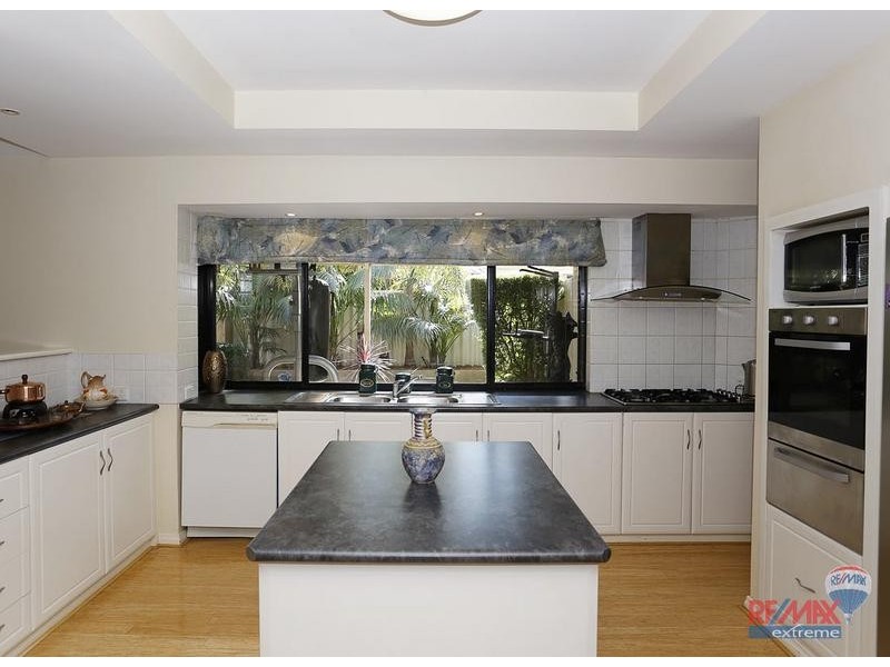 5 Keatons Lane, Iluka WA 6028