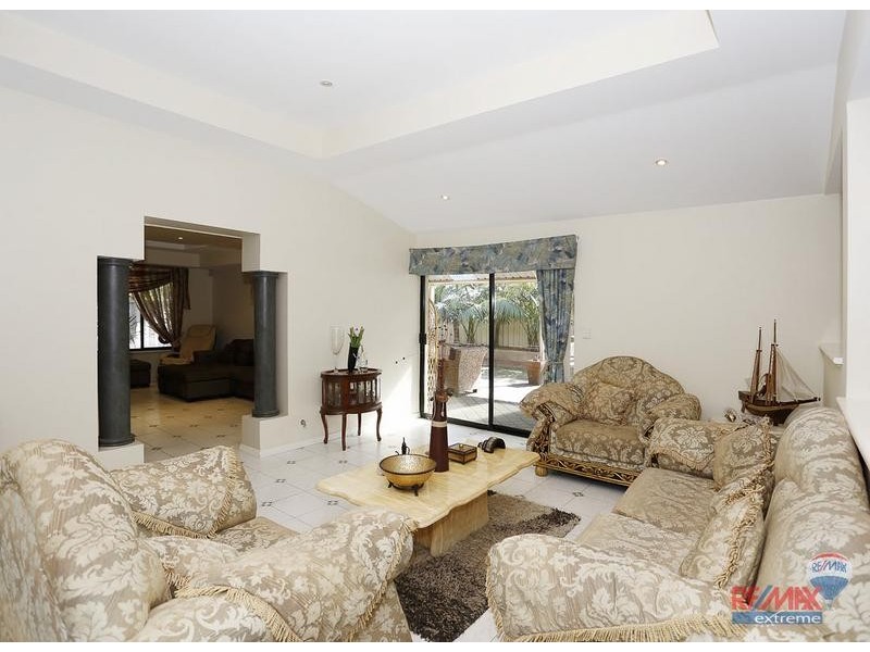 5 Keatons Lane, Iluka WA 6028