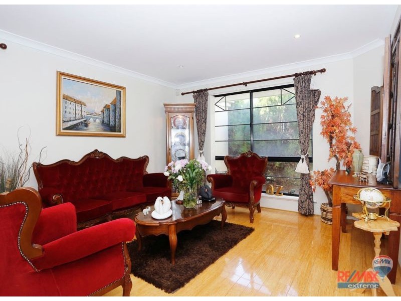 5 Keatons Lane, Iluka WA 6028