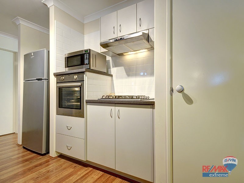 19 Cabanel Brace, Tapping WA 6065