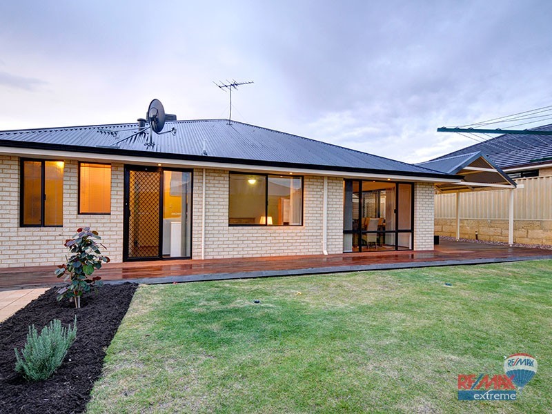 19 Cabanel Brace, Tapping WA 6065