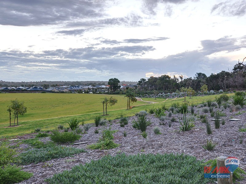 19 Cabanel Brace, Tapping WA 6065