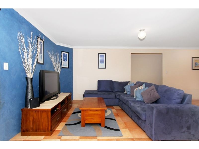 42 Burnett Drive, Clarkson WA 6030