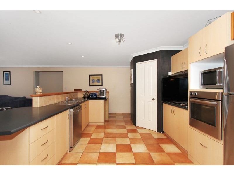 42 Burnett Drive, Clarkson WA 6030