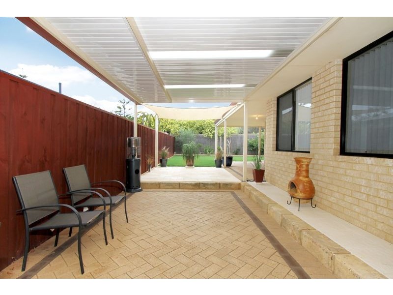 42 Burnett Drive, Clarkson WA 6030