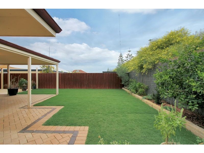 42 Burnett Drive, Clarkson WA 6030