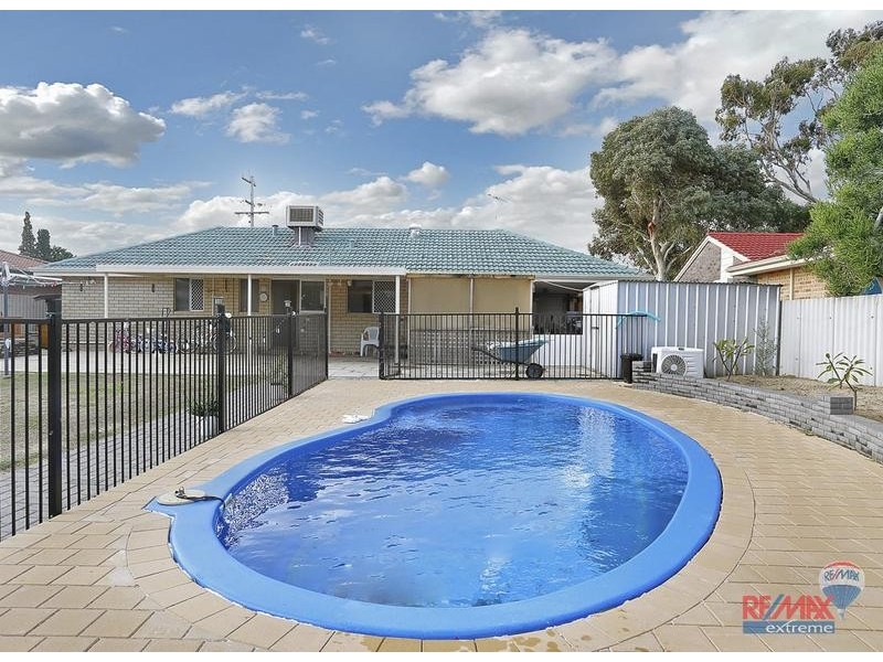 10 Tasman Road, Beldon WA 6027