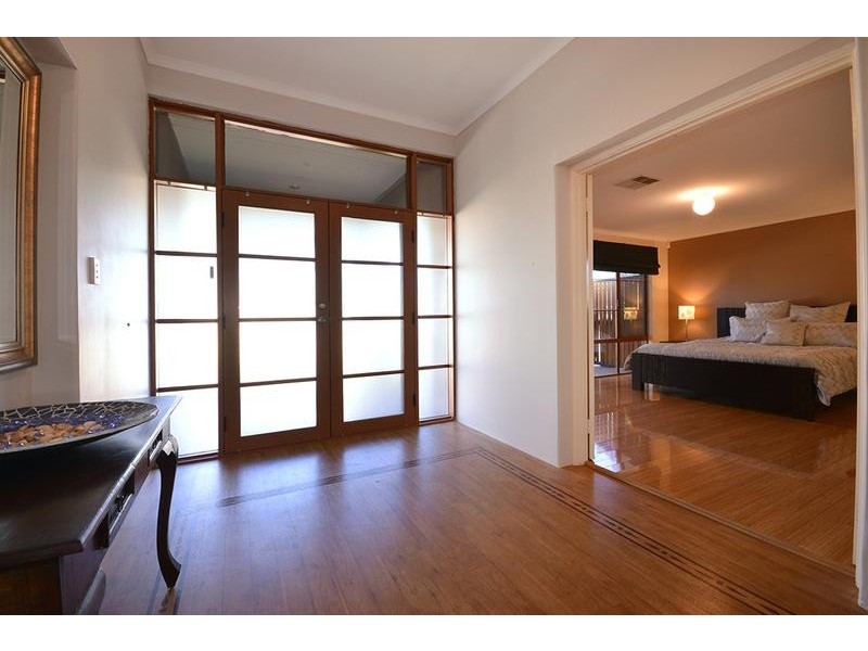 25 Vincent Rd, Sinagra WA 6065