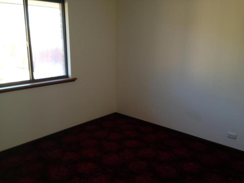 18 Napier Road, Marangaroo WA 6064