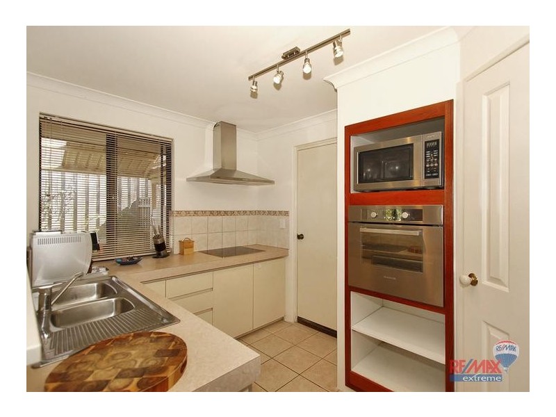 7 Sunrise Place, Landsdale WA 6065