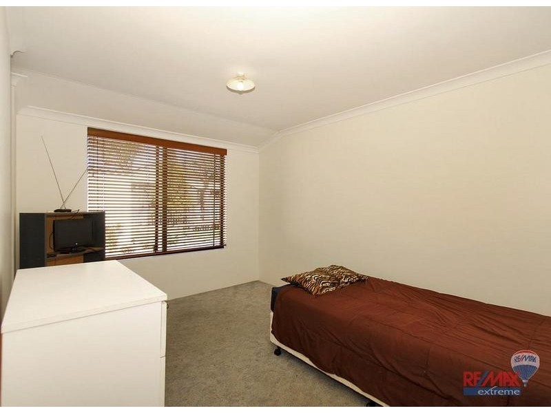 7 Sunrise Place, Landsdale WA 6065