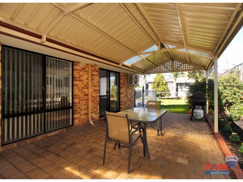 7 Sunrise Place, Landsdale WA 6065