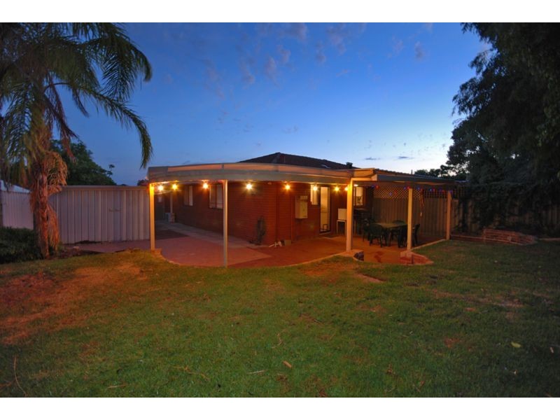 11B Chamberlain Place, Heathridge WA 6027