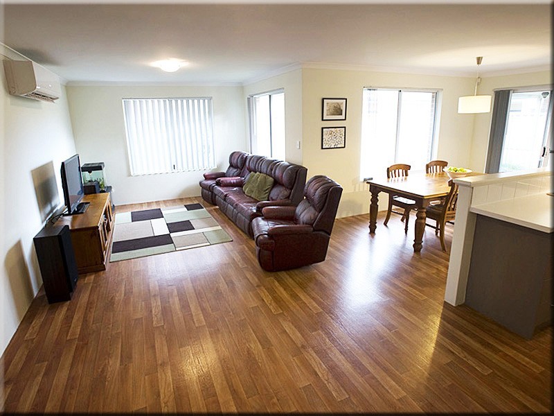 5 Portaferry Gardens, Ridgewood WA 6030