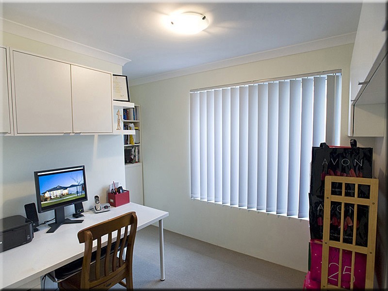 5 Portaferry Gardens, Ridgewood WA 6030