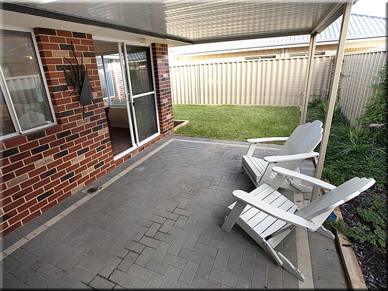 5 Portaferry Gardens, Ridgewood WA 6030