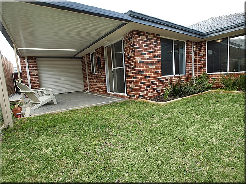 5 Portaferry Gardens, Ridgewood WA 6030