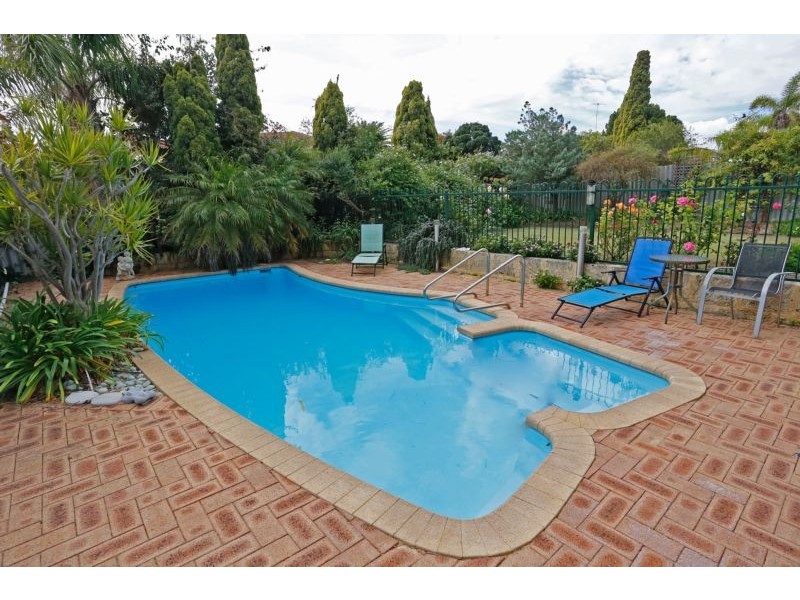 11 Ancilla Street, Mullaloo WA 6027