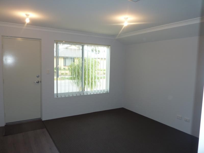 33 Eastwall Parkway, Butler WA 6036