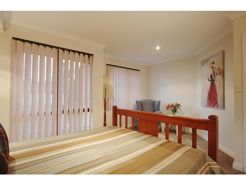 14 Heacham Avenue, Hocking WA 6065