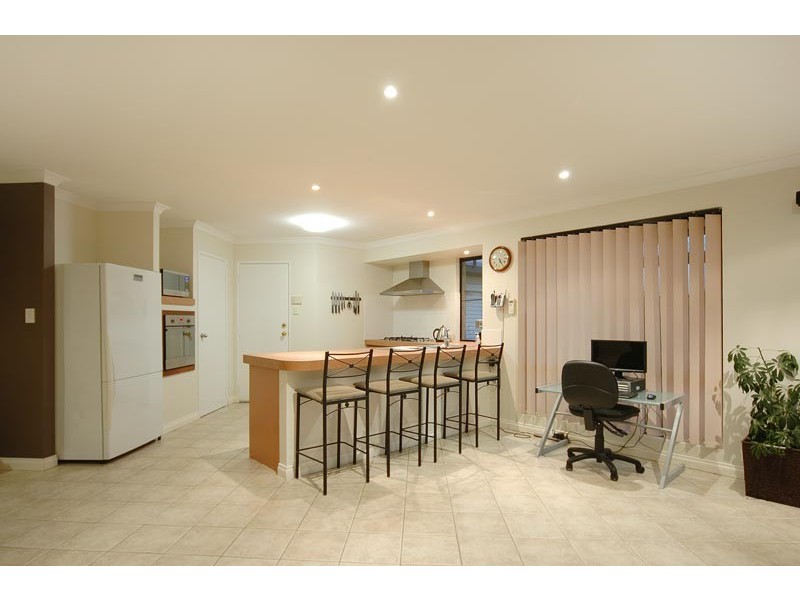 14 Heacham Avenue, Hocking WA 6065