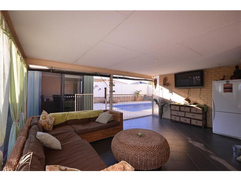 5 Terrigal Pass, Tapping WA 6065