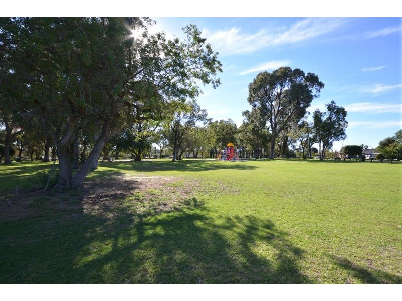 37 Nolyang Crescent, Wanneroo WA 6065