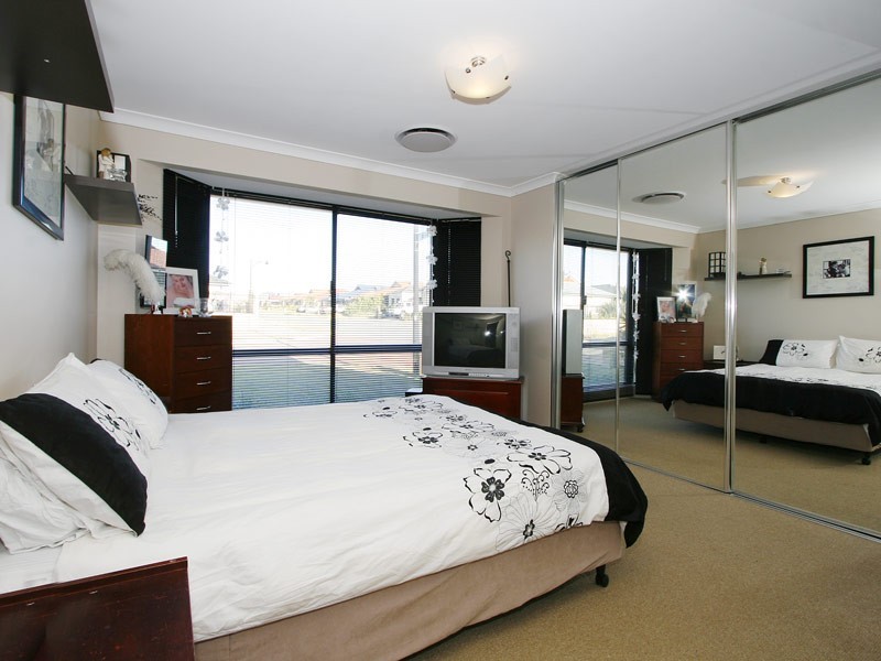 1 Colmworth Way, Butler WA 6036