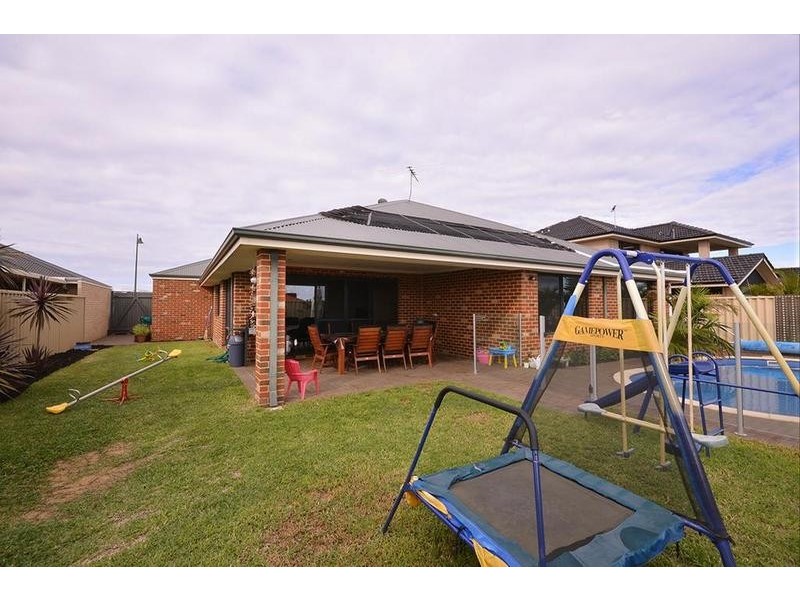 7 Strudwick Street, Tapping WA 6065