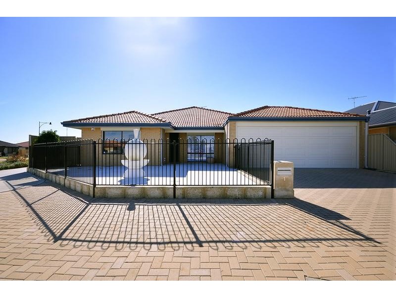 1 Speranza Parkway, Sinagra WA 6065