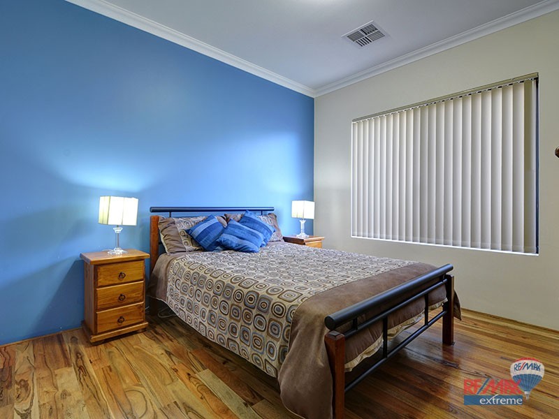 14 Bardeen Pass, Carramar WA 6031