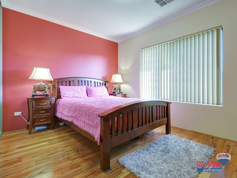 14 Bardeen Pass, Carramar WA 6031