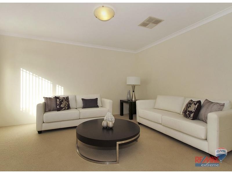 27 Martindale Avenue, Madeley WA 6065