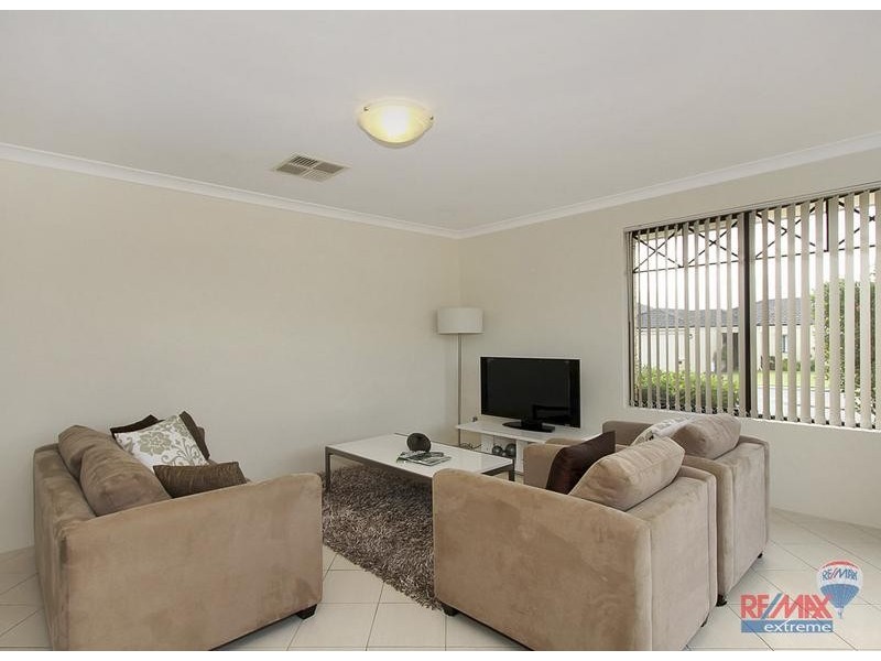 27 Martindale Avenue, Madeley WA 6065