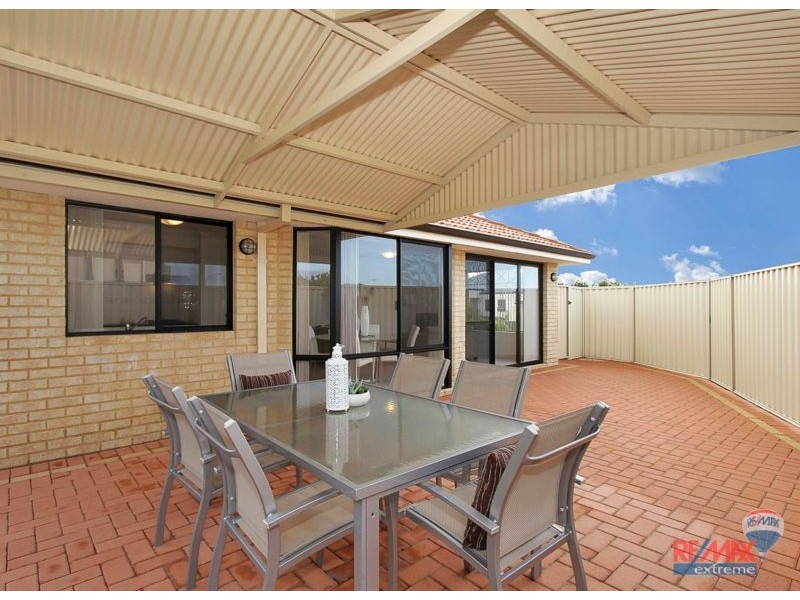 27 Martindale Avenue, Madeley WA 6065