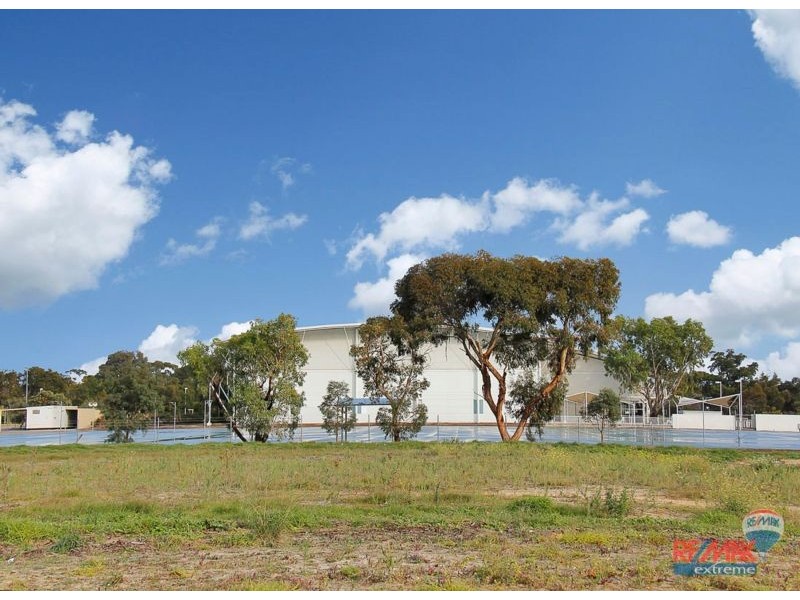 27 Martindale Avenue, Madeley WA 6065