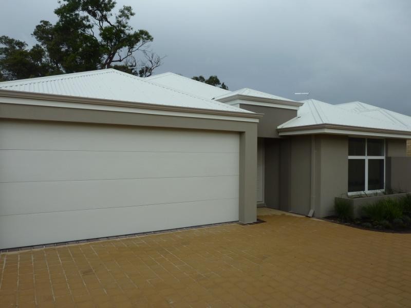 3/3 Titian Way, Tapping WA 6065