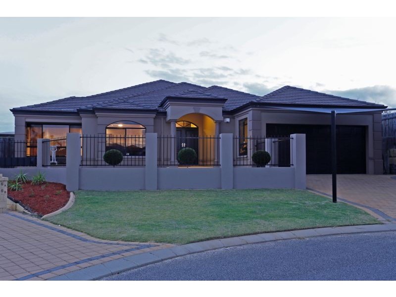 4 Kirra Court, Hillarys WA 6025