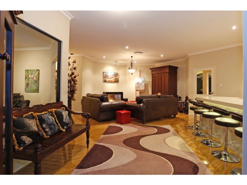 4 Kirra Court, Hillarys WA 6025