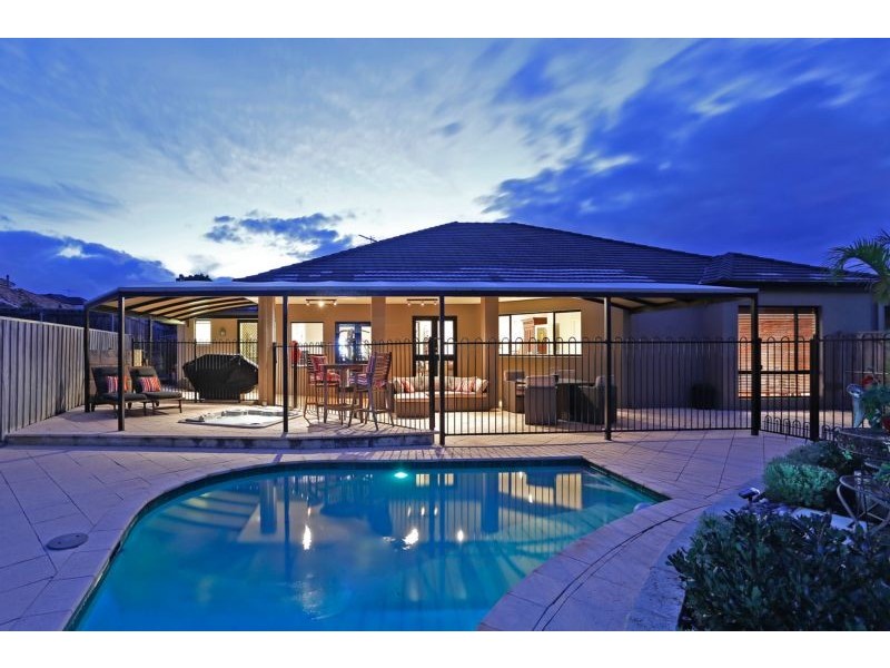 4 Kirra Court, Hillarys WA 6025