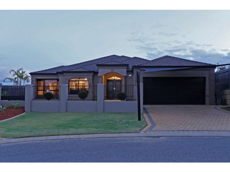 4 Kirra Court, Hillarys WA 6025