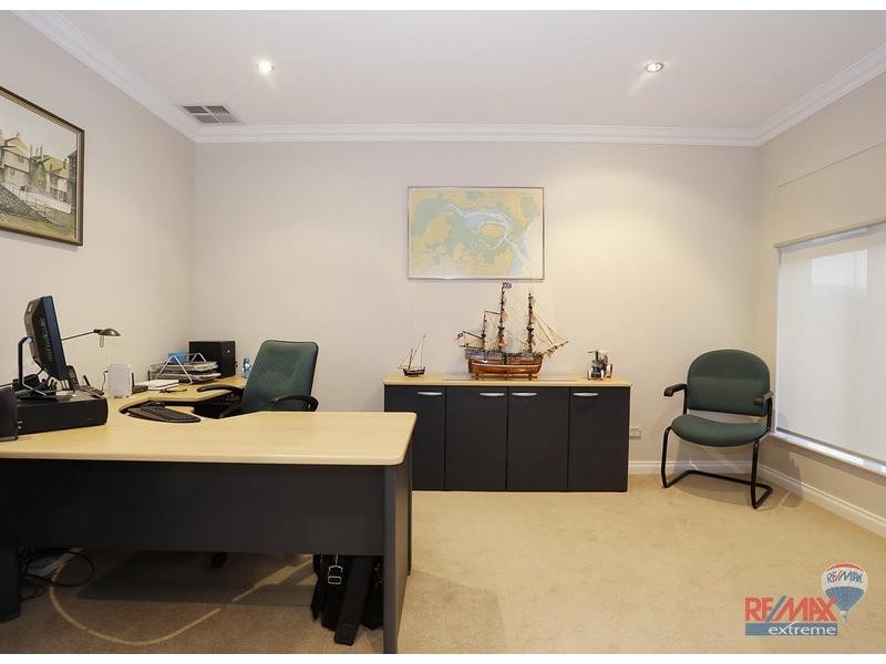 7 Spitfire Ave, Burns Beach WA 6028