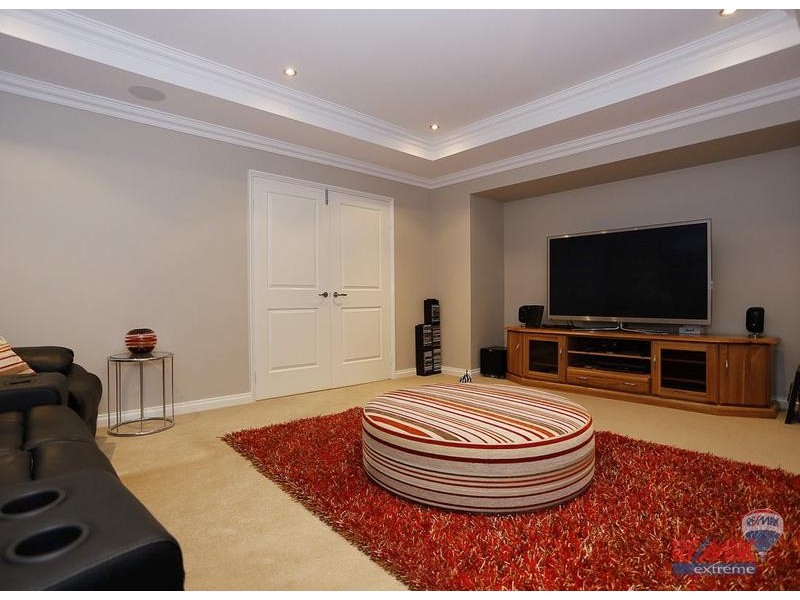 7 Spitfire Ave, Burns Beach WA 6028